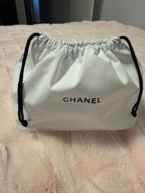 CHANEL Cosmetic Dust Bag